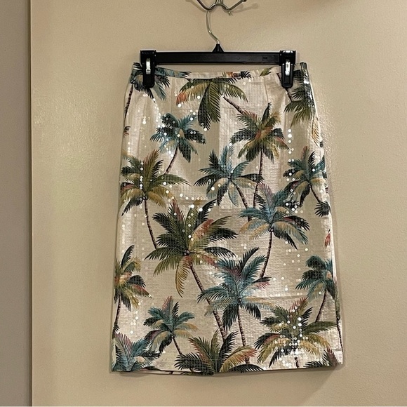 LE SUPERBE NWOT Hawaiian Shine Sequin Palm Tree Pencil Skirt in Multi - Picture 3 of 6